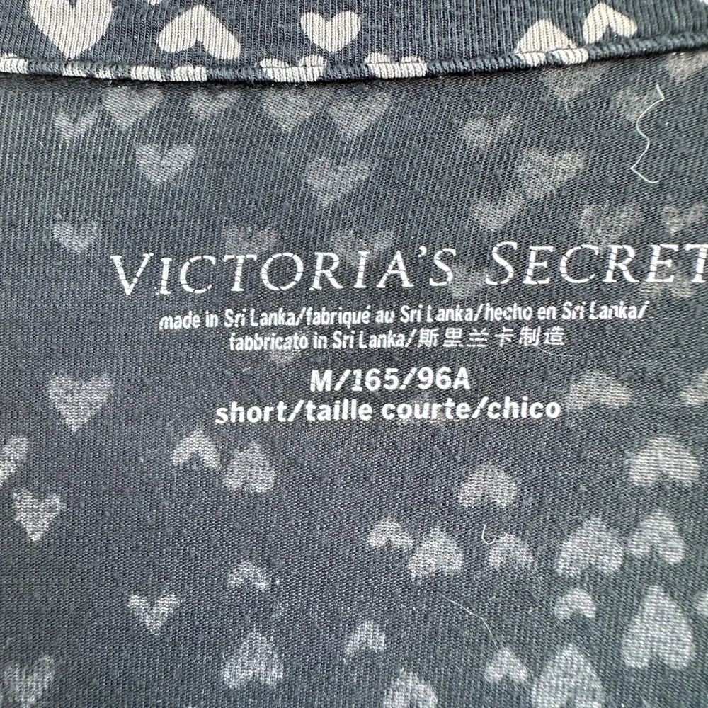 Victoria's Secret Pajama Top Heart Print Sleep Shirt Button Up Black‎ Medium